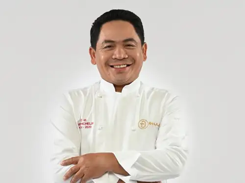 Portrait of Chef Chumpol
