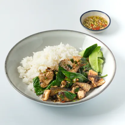 Stir-fried Mackerel with Basil over Rice